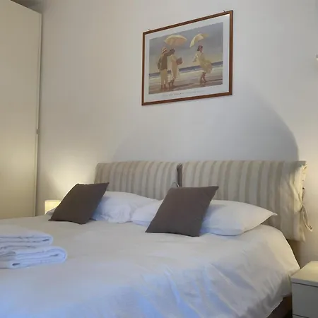 Galileo - Via Galilei 9 Apartament